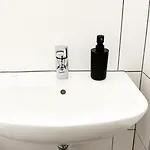 Monteurwohnungen Halle Fuer Teams Kueche Wlan Parkplatz * Halle (Saale)