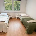 Monteurwohnungen Halle Fuer Teams Kueche Wlan Parkplatz *