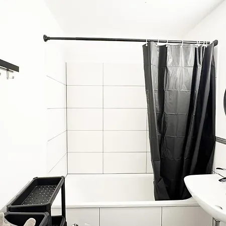 アパート Monteurwohnungen Halle Fuer Teams Kueche Wlan Parkplatz *