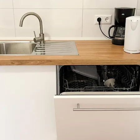 Monteurwohnungen Halle Fuer Teams Kueche Wlan Parkplatz *