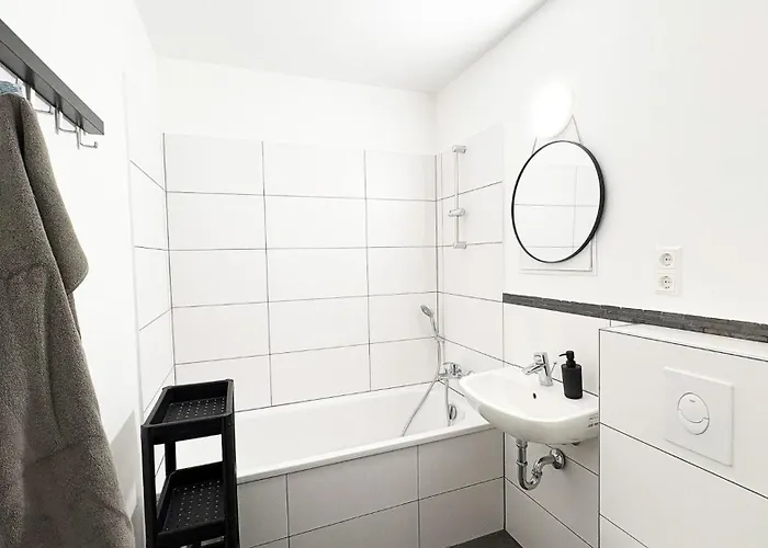 アパート Monteurwohnungen Halle Fuer Teams Kueche Wlan Parkplatz *