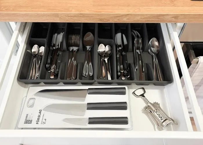 Monteurwohnungen Halle Fuer Teams Kueche Wlan Parkplatz アパート ハレ